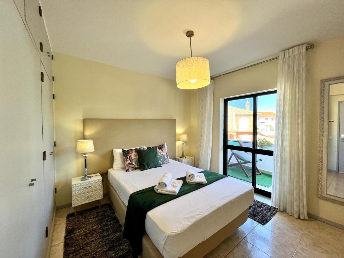 Ferienwohnung Faro Airport Flat 6 By Homing Exterior foto